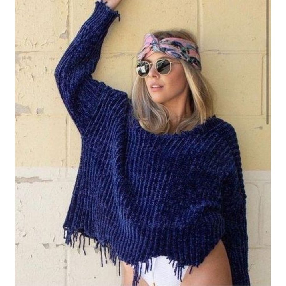 NWT Skylar + Madison Resurrection Oversized Cropped Fringe Sweater Women Size L‎